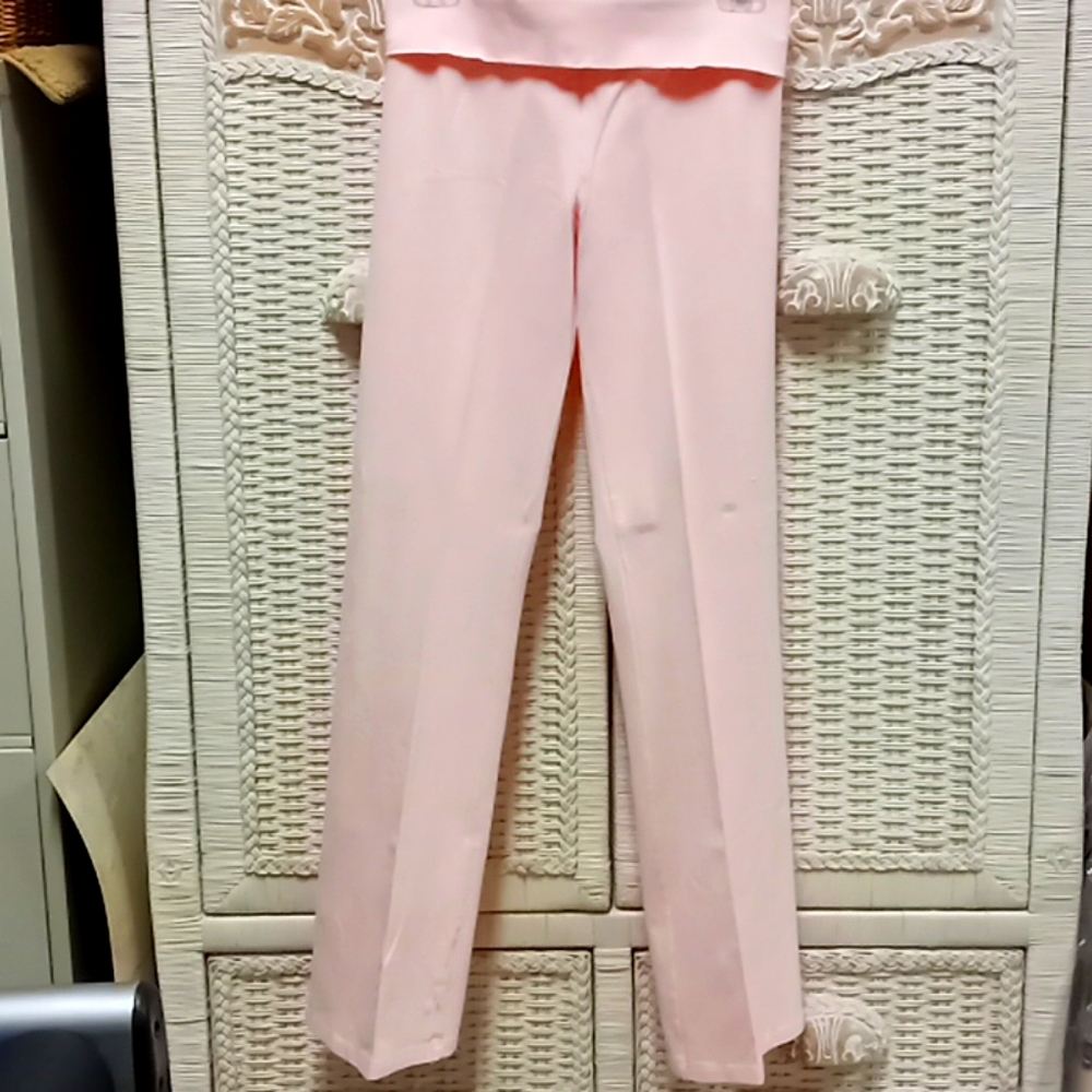 Pink yoga pants
